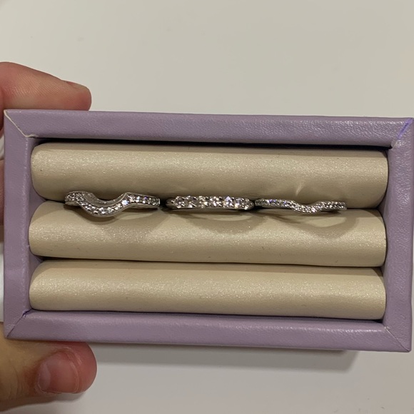 Metal Rings - Picture 2 of 13